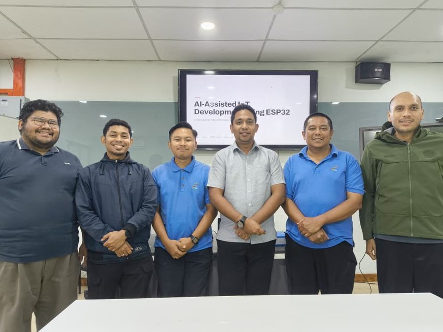 AI-Assisted IoT Development Using ESP32 class group photo